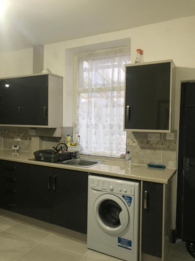 דירות 71 Travis Street ברנלי מראה חיצוני תמונה